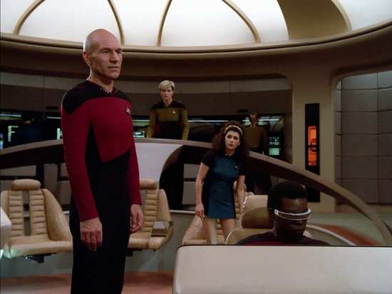 Star Trek: The Next Generation S1 E3 Code of Honor / Recap - TV